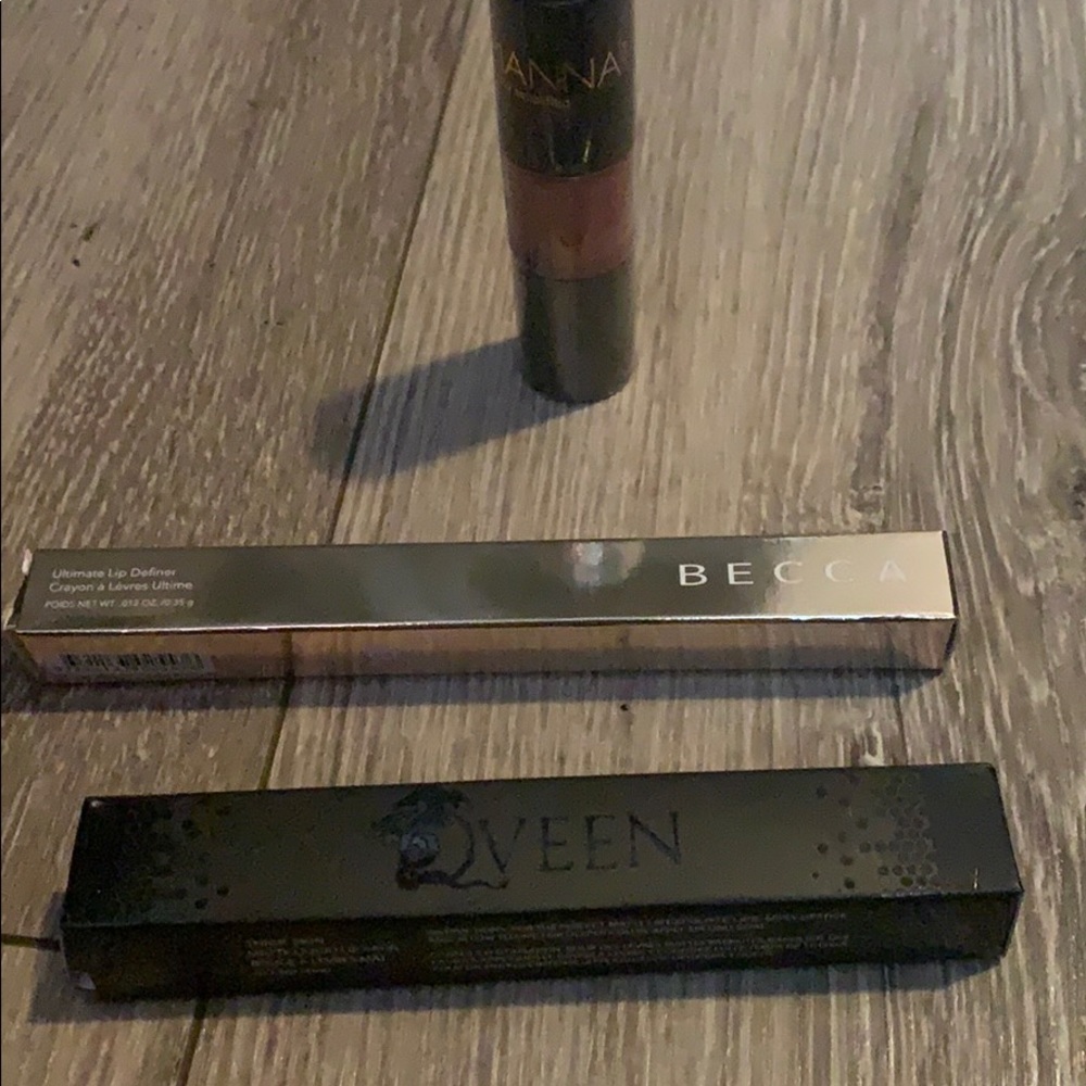 Lip definer, matte liquid lip satin, or lip stick.